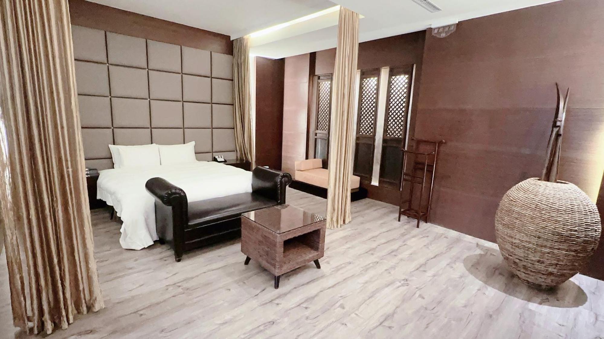 Orient Luxury Villa Motel Huwei Екстер'єр фото