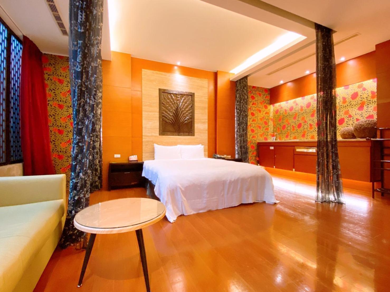 Orient Luxury Villa Motel Huwei Екстер'єр фото