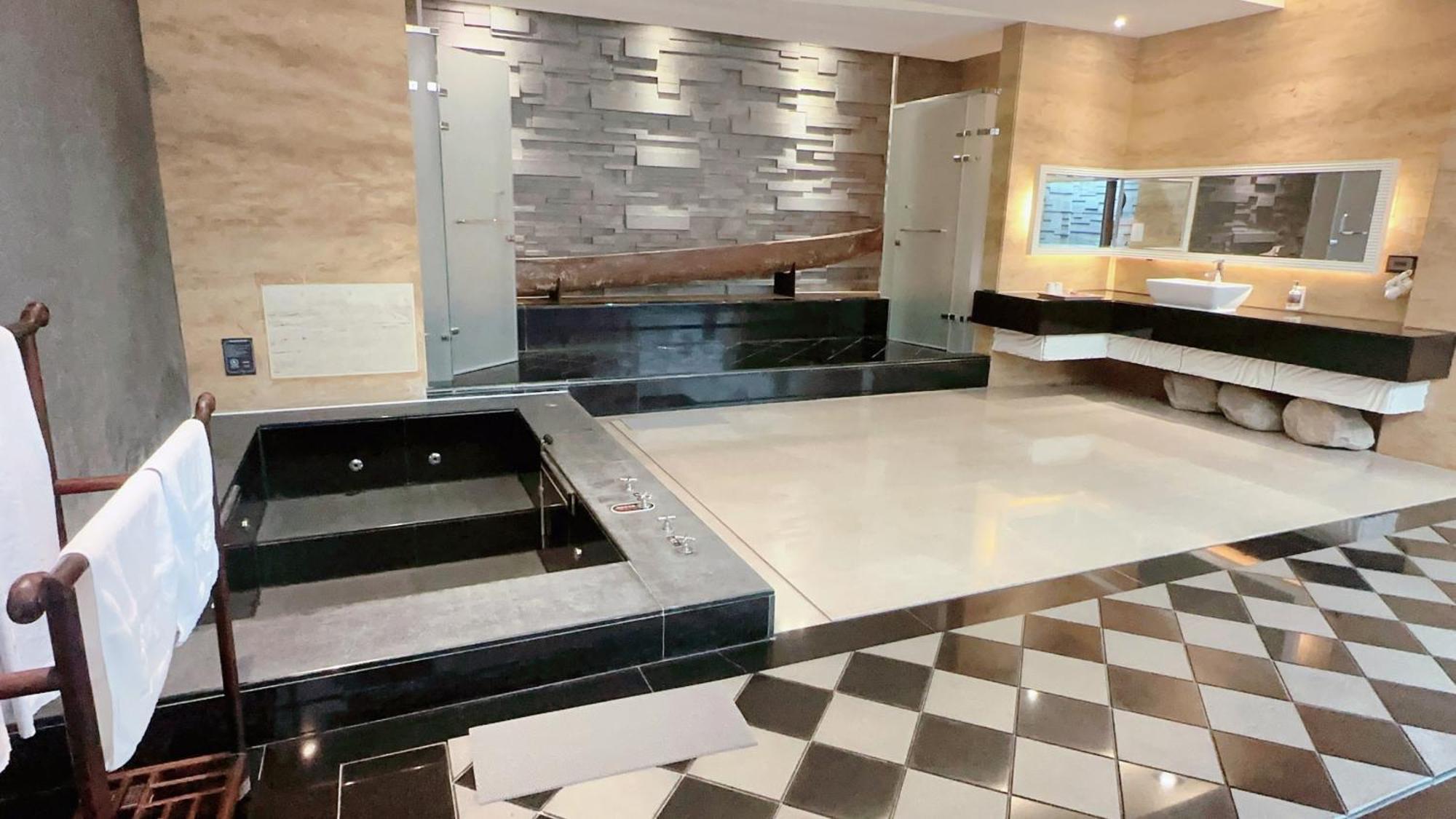 Orient Luxury Villa Motel Huwei Екстер'єр фото