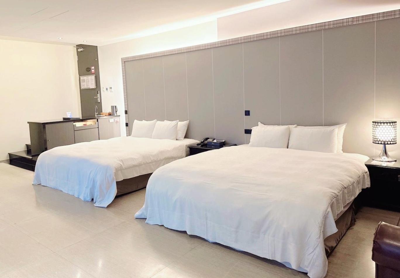 Orient Luxury Villa Motel Huwei Екстер'єр фото